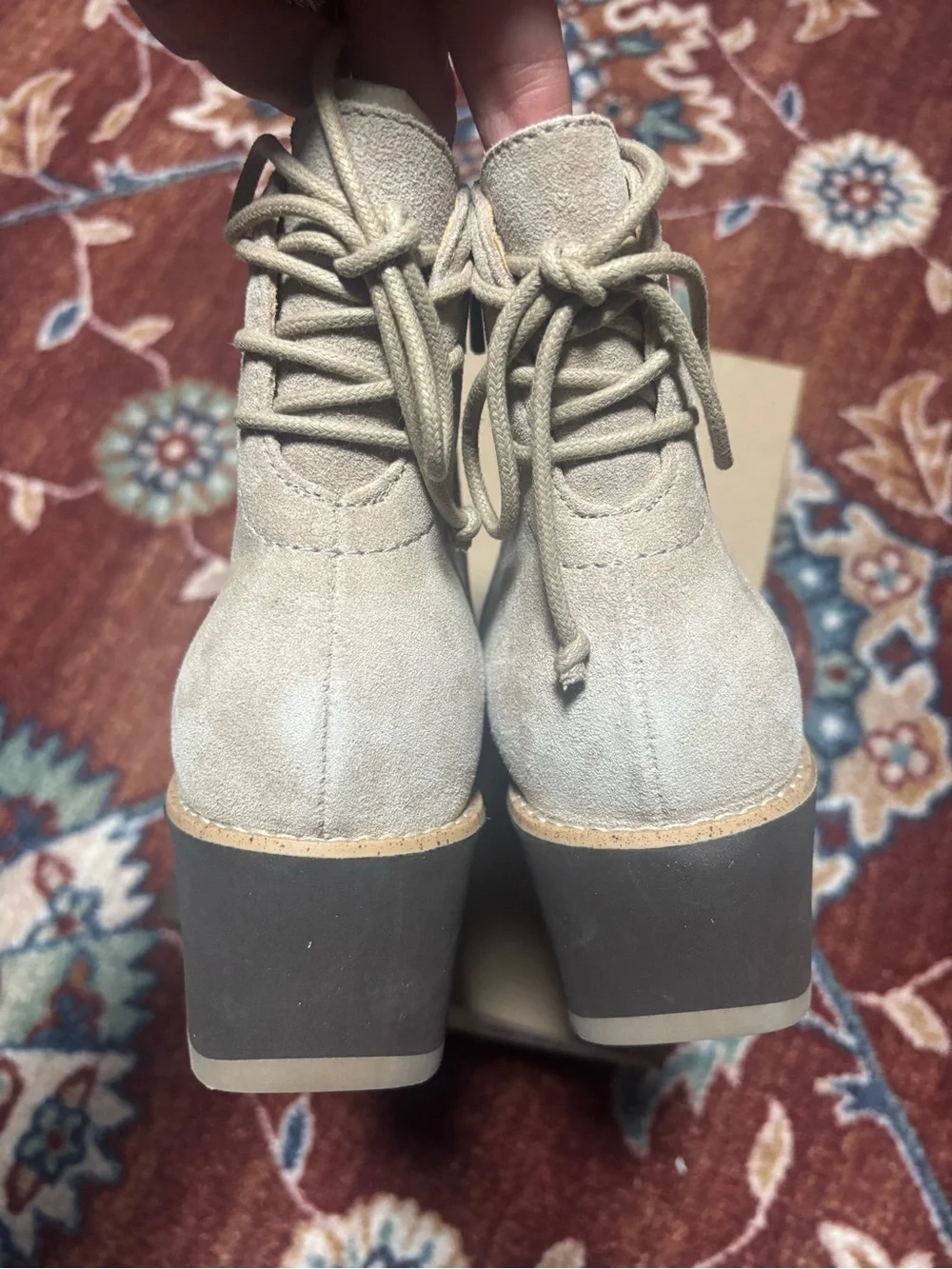 Earth Calia Round Toe Casual Wedge Ankle Booties size 9 brand new